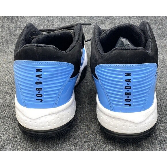 Jordan Shoes Men 9.5 Max Aura 2 Black University Blue Sneakers CK6636-041 main image 8